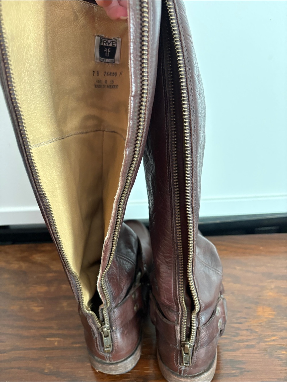 FRYE Philip Harness Brown Leather Riding Boots Size 7 - Picture 10 of 11